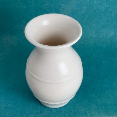 Vase galbé élancé