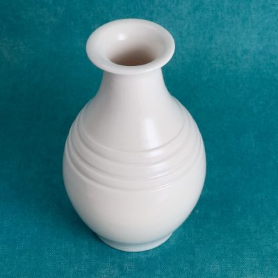 Vase en forme de goutte